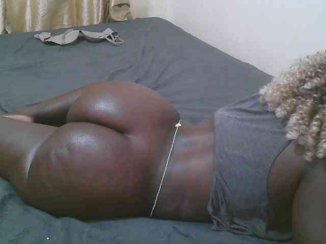 Pretty-novah webcam