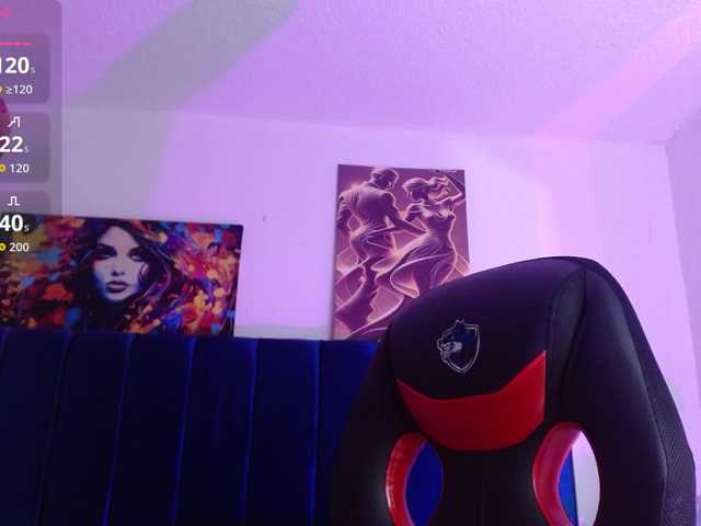 Lucy-wish1 live webcam show