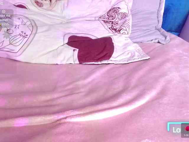 Lucy-wish1 webcam