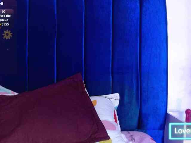 Lucy-wish1 webcam