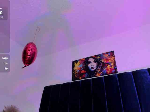 Lucy-wish1 webcam