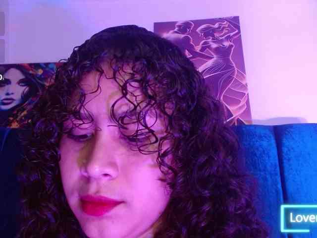 Lucy-wish1 webcam