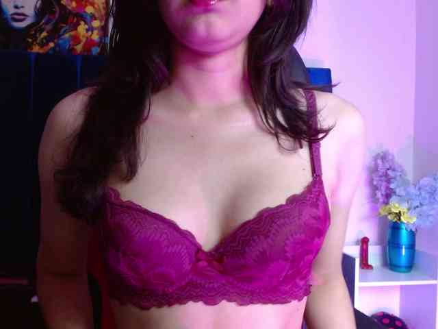 Lucy-wish1 webcam