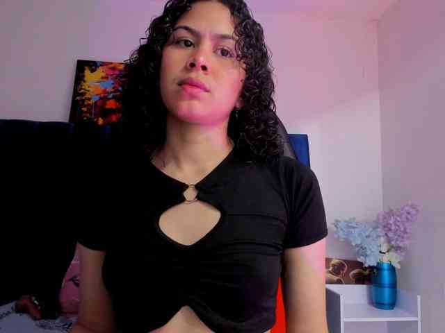 Lucy-wish1 webcam