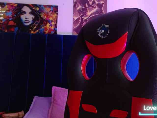 Lucy-wish1 webcam