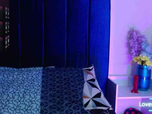 Lucy-wish1 webcam