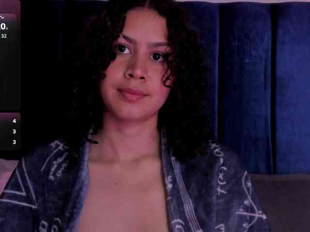 Lucy-wish1 webcam