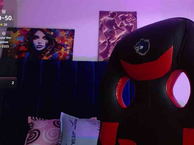 Lucy-wish1 webcam