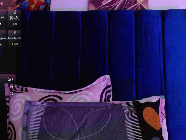 Lucy-wish1 webcam