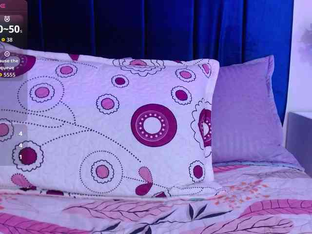 Lucy-wish1 webcam
