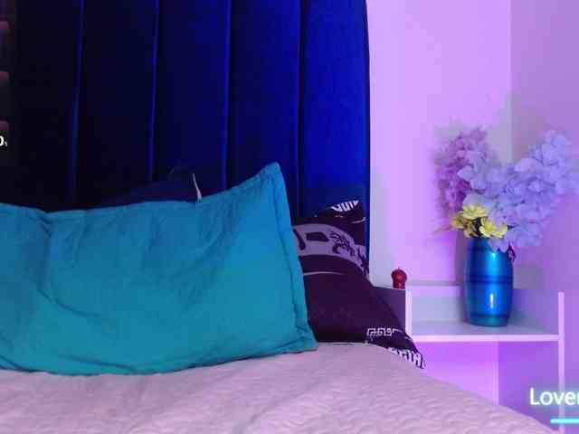 Lucy-wish1 webcam