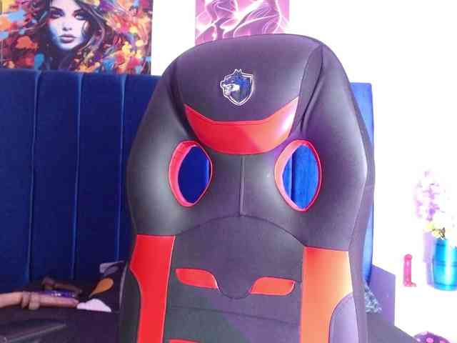 Lucy-wish1 webcam