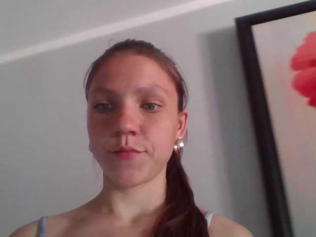 ElizabethJones Live Cam and Statistics on UnifiedCams