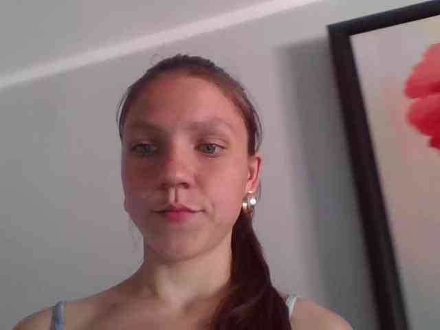 ElizabethJones webcam