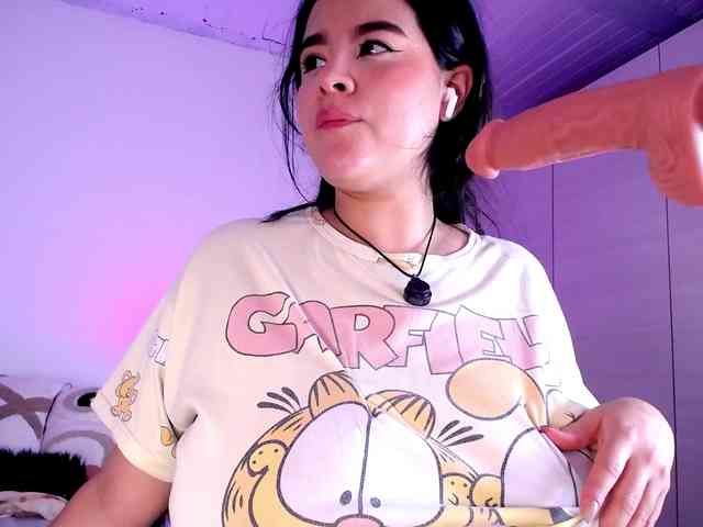 gabriela-r webcam