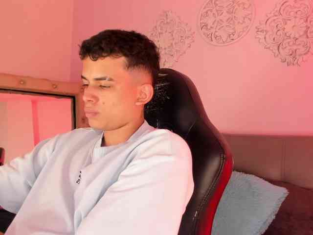 Mathewwstrong Mathewwstrong