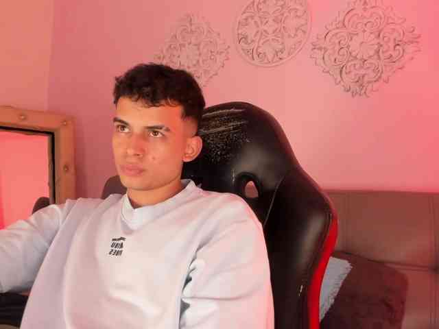 Mathewwstrong Mathewwstrong