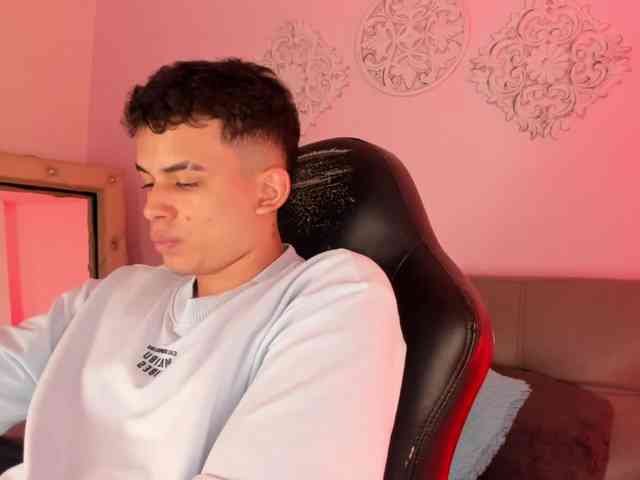Mathewwstrong Mathewwstrong