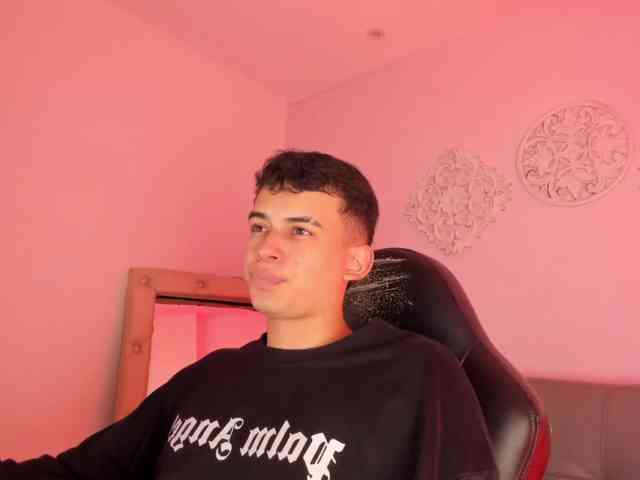 Mathewwstrong Mathewwstrong