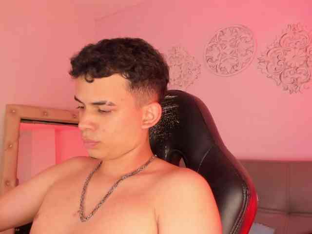Mathewwstrong Mathewwstrong