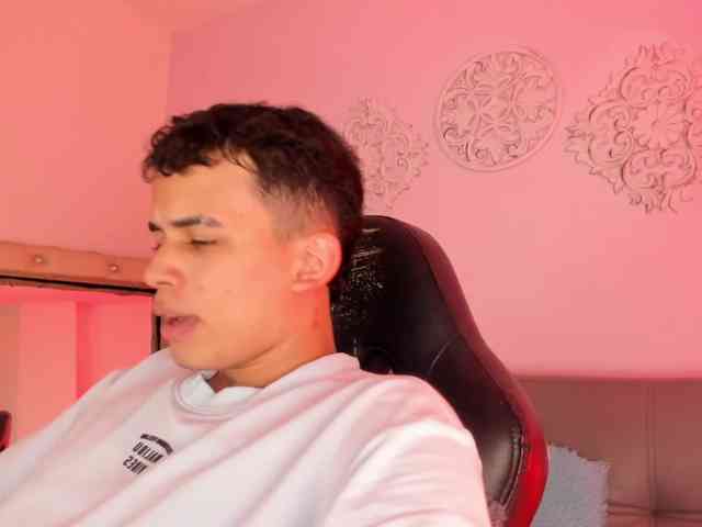 Mathewwstrong Mathewwstrong
