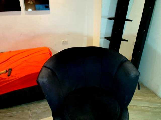 jadevenusts live cam