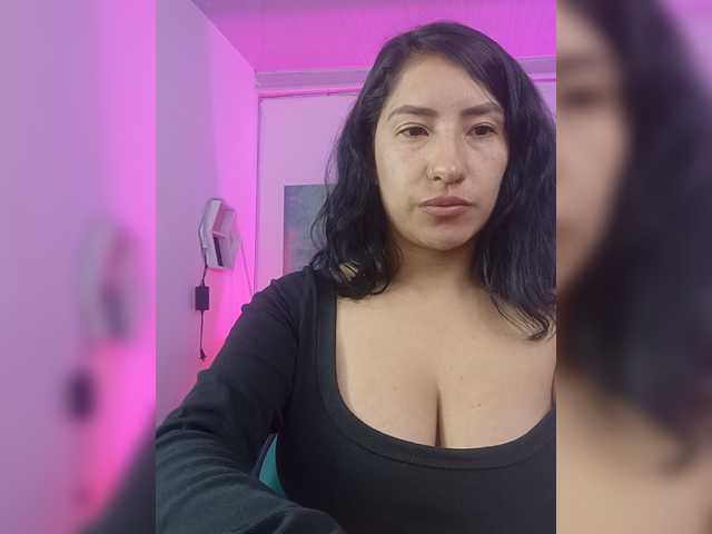 Sofihot4 live webcam show
