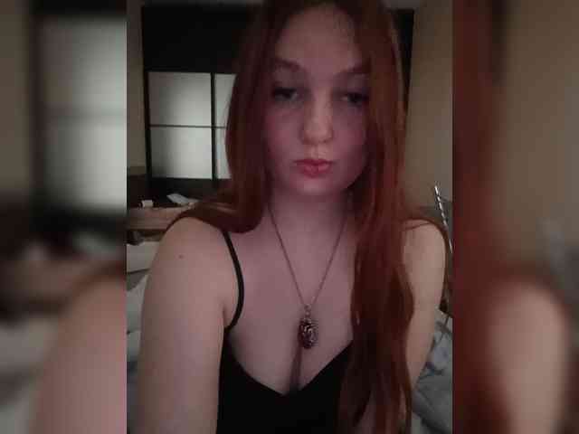 MarryReds webcam