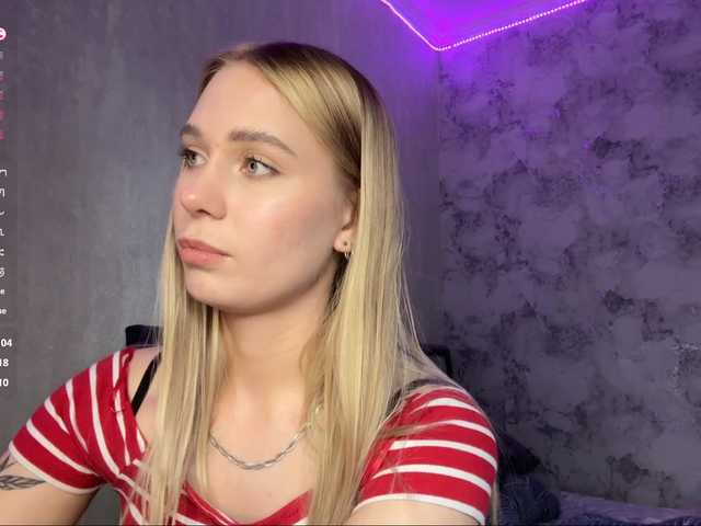 TrinaVoorhis live cam on BongaCams