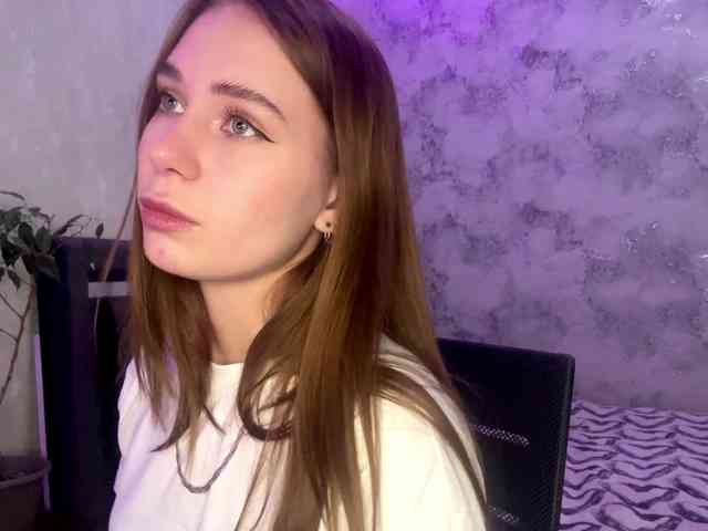 TrinaVoorhis webcam