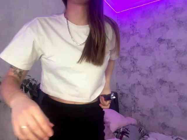 TrinaVoorhis webcam