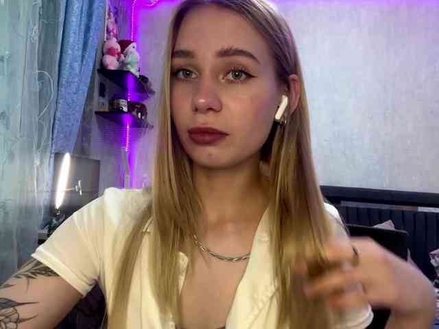 TrinaVoorhis webcam
