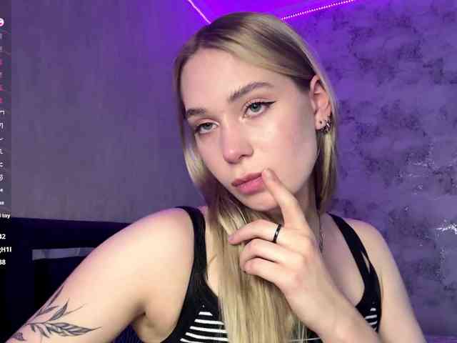 TrinaVoorhis webcam