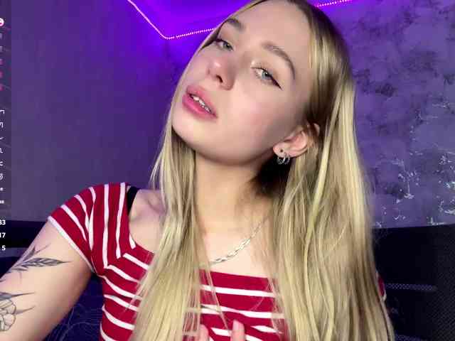 TrinaVoorhis webcam
