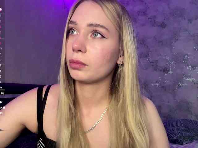 TrinaVoorhis webcam