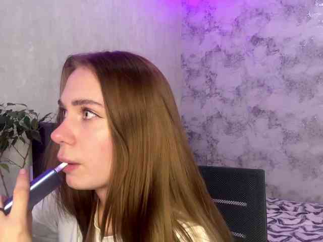 TrinaVoorhis webcam