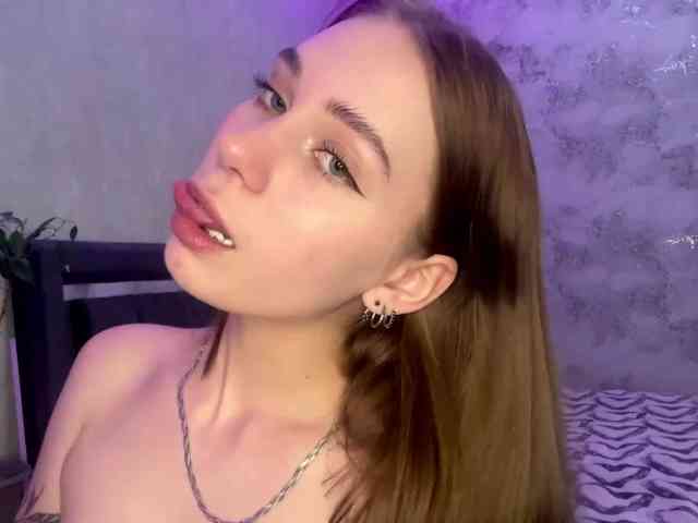 TrinaVoorhis webcam