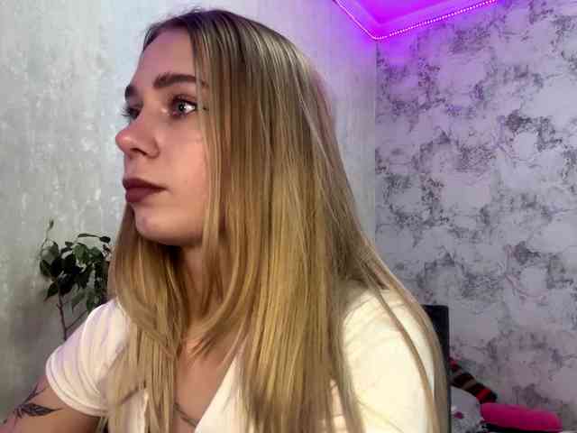 TrinaVoorhis webcam