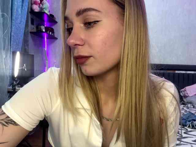 TrinaVoorhis webcam