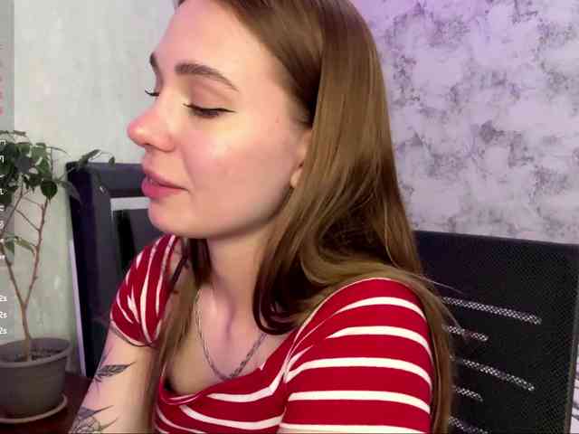 TrinaVoorhis webcam