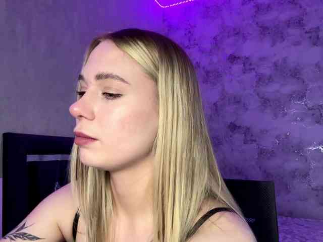 TrinaVoorhis webcam