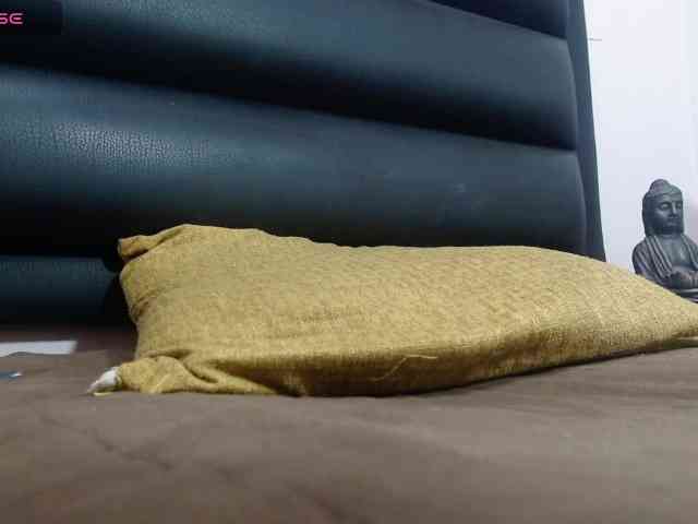 mia-velvett webcam