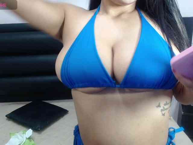 mia-velvett webcam