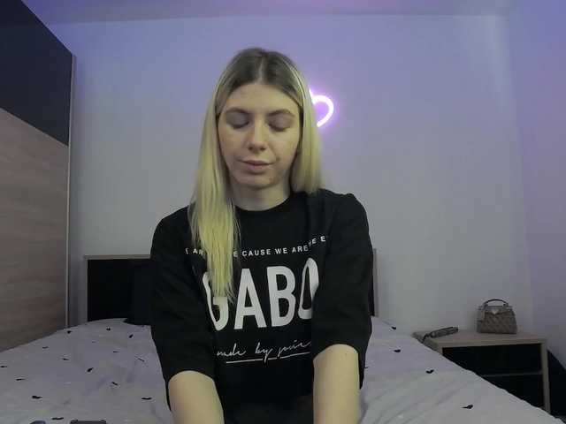 innocentangel live cam on BongaCams