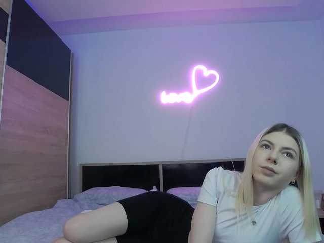 innocentangel live cam on BongaCams