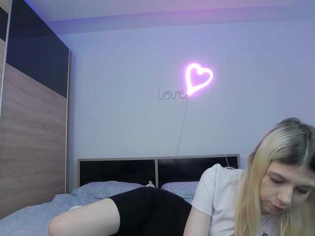 innocentangel live cam on BongaCams