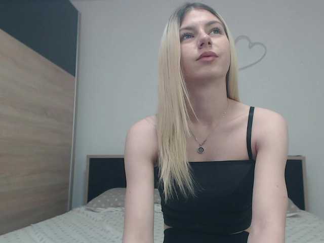 innocentangel live cam on BongaCams