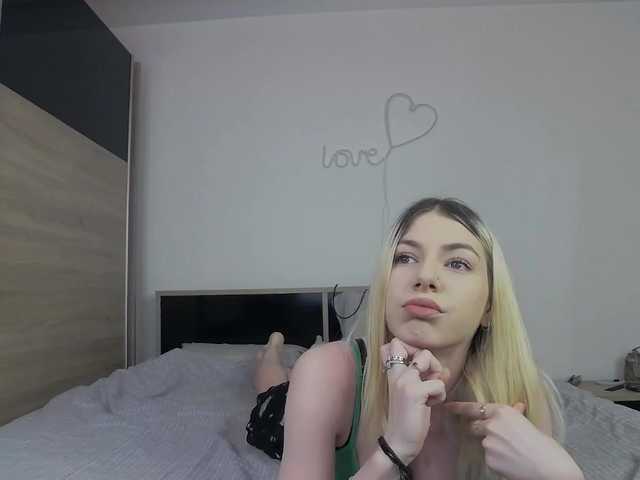 innocentangel live cam on BongaCams
