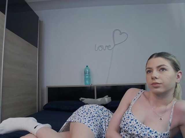 innocentangel live cam on BongaCams