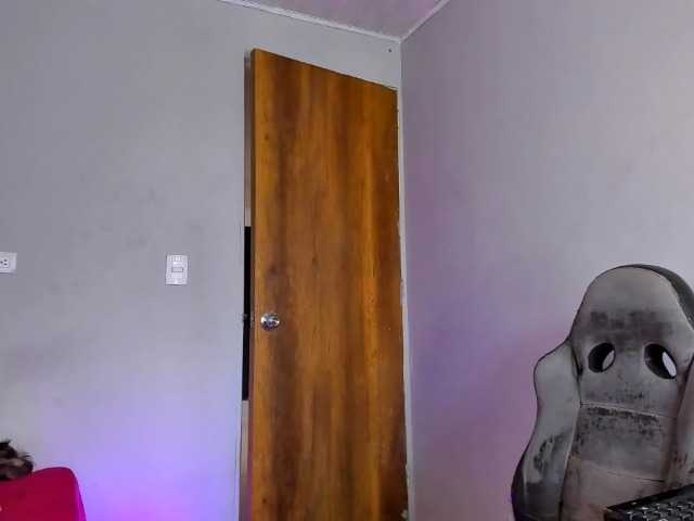 Miissblunt live cam on BongaCams